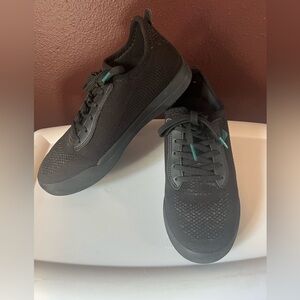 Bessie Waterproof Shoes